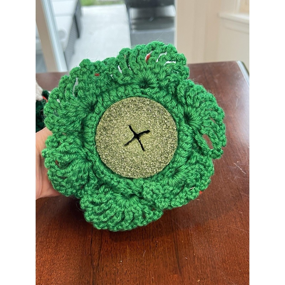 Vintage Crocheted Christmas Trees Green, White, Red Bows And Red Candle Handmade - Picture 6 of 10